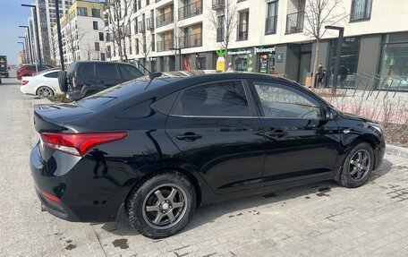 Hyundai Solaris II рестайлинг, 2018 год, 1 180 000 рублей, 4 фотография