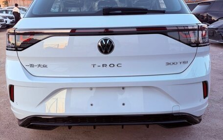 Volkswagen T-Roc I, 2025 год, 3 300 000 рублей, 3 фотография