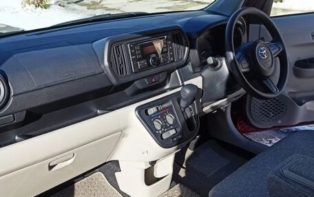 Toyota Passo III, 2017 год, 800 000 рублей, 15 фотография