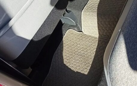 Toyota Passo III, 2017 год, 800 000 рублей, 20 фотография