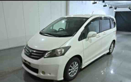 Honda Freed I, 2009 год, 720 000 рублей, 2 фотография