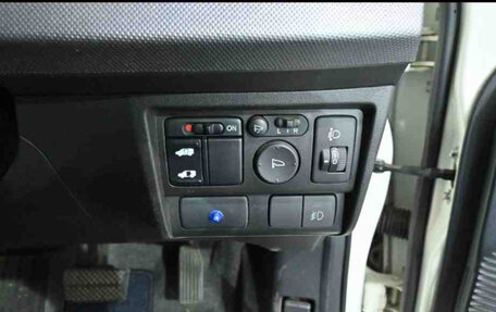 Honda Freed I, 2009 год, 720 000 рублей, 11 фотография