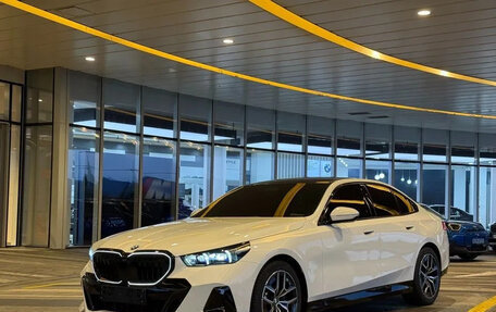 BMW 5 серия, 2026 год, 7 900 000 рублей, 1 фотография