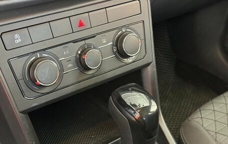 Volkswagen T-Cross I, 2023 год, 1 414 000 рублей, 9 фотография