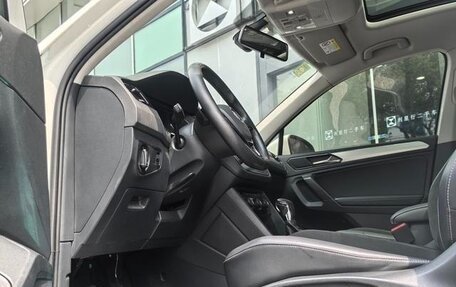 Volkswagen Tiguan II, 2020 год, 1 786 000 рублей, 8 фотография