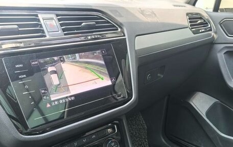 Volkswagen Tiguan II, 2020 год, 1 786 000 рублей, 13 фотография