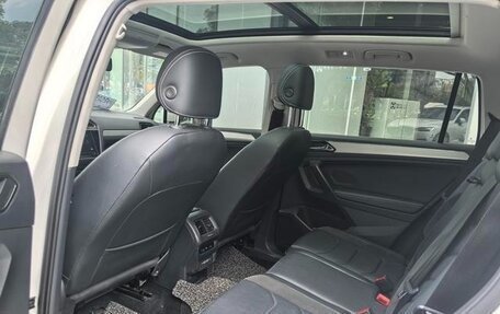 Volkswagen Tiguan II, 2020 год, 1 786 000 рублей, 15 фотография