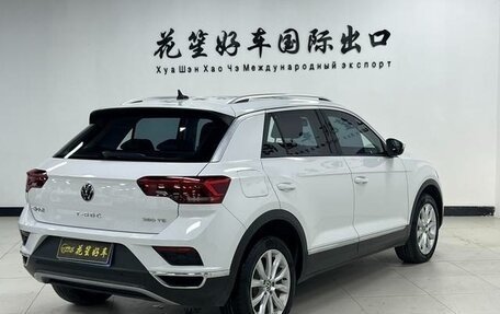 Volkswagen T-Roc I, 2023 год, 1 681 000 рублей, 5 фотография