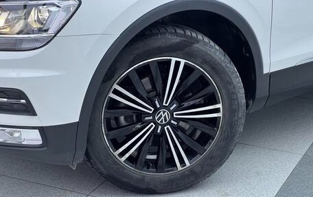 Volkswagen Tiguan II, 2021 год, 2 194 000 рублей, 10 фотография