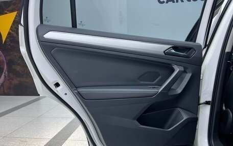 Volkswagen Tiguan II, 2021 год, 2 194 000 рублей, 13 фотография