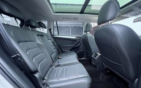 Volkswagen Tiguan II, 2021 год, 2 194 000 рублей, 21 фотография