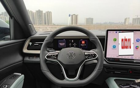 Volkswagen Teramont, 2025 год, 6 076 000 рублей, 16 фотография