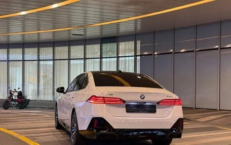 BMW 5 серия, 2026 год, 7 900 000 рублей, 8 фотография