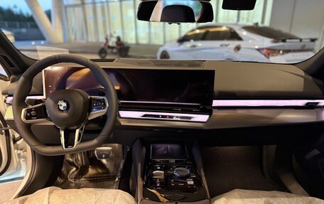 BMW 5 серия, 2026 год, 7 900 000 рублей, 11 фотография