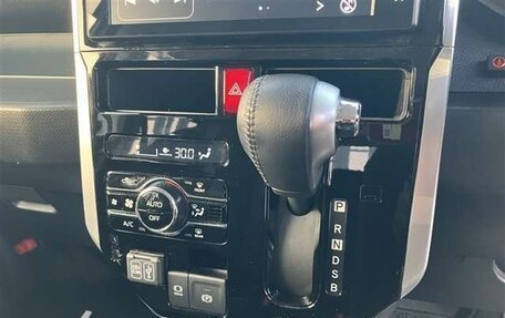 Toyota Roomy I, 2023 год, 1 030 000 рублей, 10 фотография