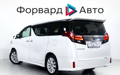 Toyota Alphard III, 2016 год, 3 250 000 рублей, 6 фотография