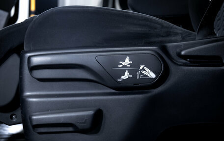 Toyota Alphard III, 2016 год, 3 250 000 рублей, 22 фотография