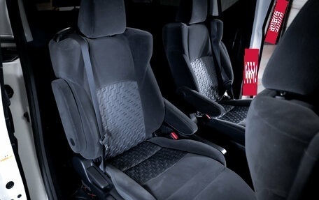 Toyota Alphard III, 2016 год, 3 250 000 рублей, 20 фотография