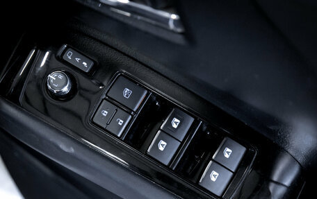 Toyota Alphard III, 2016 год, 3 250 000 рублей, 23 фотография