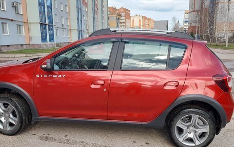 Renault Sandero II рестайлинг, 2019 год, 1 250 000 рублей, 4 фотография