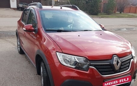 Renault Sandero II рестайлинг, 2019 год, 1 250 000 рублей, 2 фотография