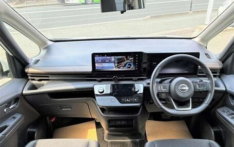 Nissan Serena, 2023 год, 1 820 000 рублей, 9 фотография