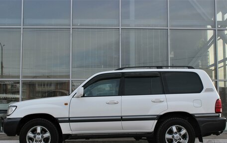 Toyota Land Cruiser 100 рестайлинг 2, 2004 год, 2 145 000 рублей, 3 фотография