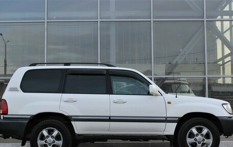 Toyota Land Cruiser 100 рестайлинг 2, 2004 год, 2 145 000 рублей, 7 фотография