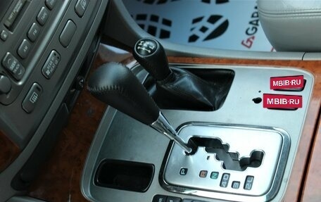 Toyota Land Cruiser 100 рестайлинг 2, 2004 год, 2 145 000 рублей, 22 фотография