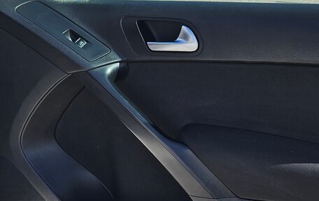 Volkswagen Tiguan I, 2013 год, 929 000 рублей, 6 фотография