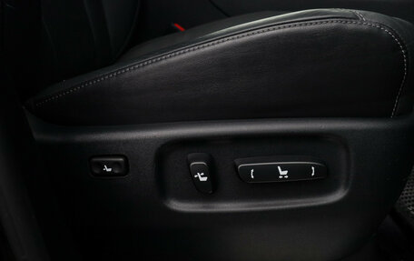 Lexus LX III, 2018 год, 11 870 000 рублей, 20 фотография