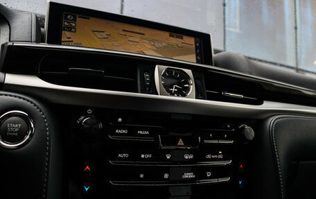 Lexus LX III, 2018 год, 11 870 000 рублей, 27 фотография