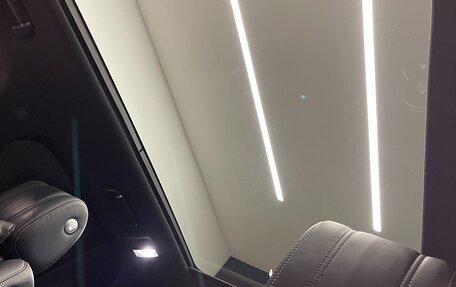 Land Rover Range Rover IV рестайлинг, 2017 год, 5 850 000 рублей, 8 фотография