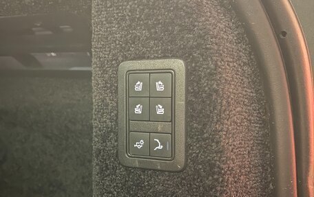 Land Rover Range Rover IV рестайлинг, 2017 год, 5 850 000 рублей, 23 фотография