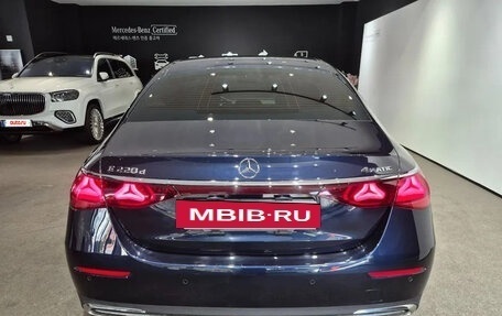 Mercedes-Benz E-Класс, 2025 год, 7 550 000 рублей, 4 фотография