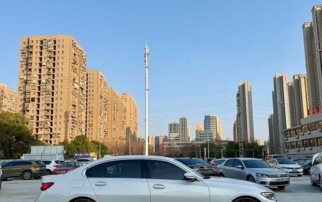 BMW 3 серия, 2021 год, 2 400 000 рублей, 8 фотография