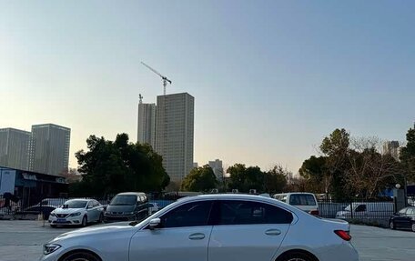 BMW 3 серия, 2021 год, 2 400 000 рублей, 7 фотография