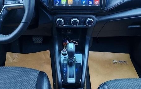 Nissan Kicks I, 2018 год, 1 362 000 рублей, 8 фотография