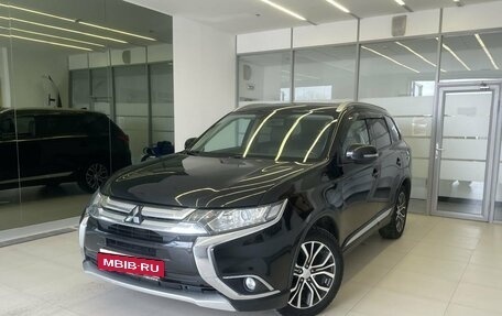 Mitsubishi Outlander III рестайлинг 3, 2017 год, 1 970 000 рублей, 1 фотография