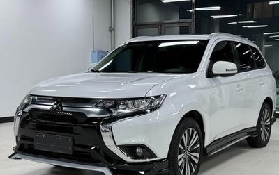 Mitsubishi Outlander III рестайлинг 3, 2022 год, 2 200 007 рублей, 1 фотография