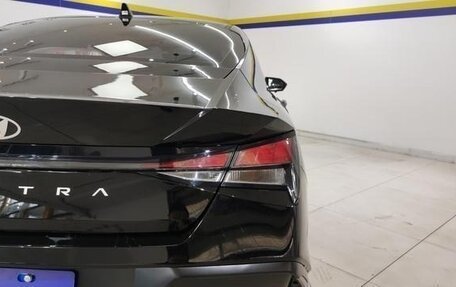 Hyundai Elantra, 2025 год, 1 805 000 рублей, 8 фотография