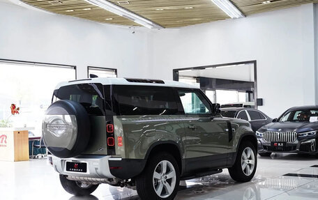 Land Rover Defender II, 2021 год, 10 180 000 рублей, 3 фотография