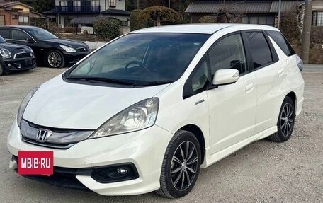 Honda Fit Shuttle I рестайлинг, 2015 год, 749 000 рублей, 3 фотография
