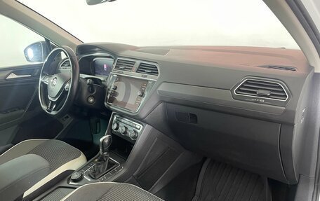 Volkswagen Tiguan II, 2019 год, 2 104 000 рублей, 11 фотография