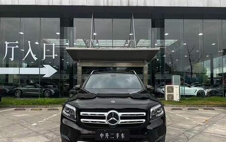 Mercedes-Benz GLB, 2022 год, 4 350 000 рублей, 2 фотография
