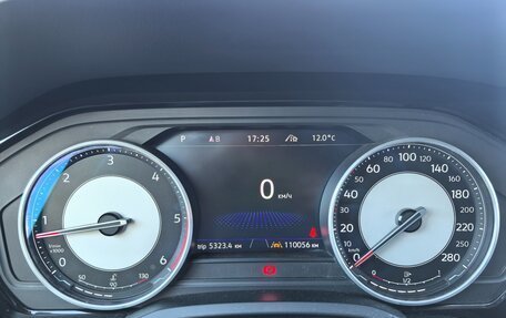 Volkswagen Touareg III, 2018 год, 5 700 000 рублей, 18 фотография