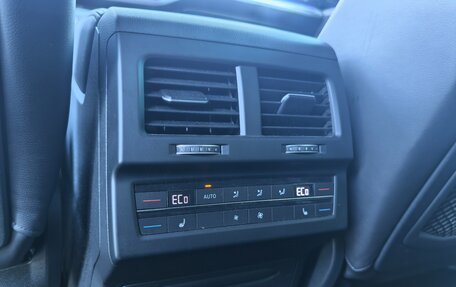 Volkswagen Touareg III, 2018 год, 5 700 000 рублей, 14 фотография