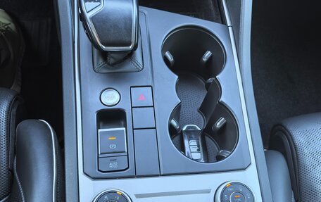 Volkswagen Touareg III, 2018 год, 5 700 000 рублей, 20 фотография