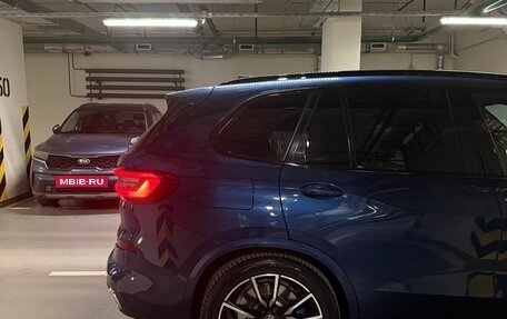 BMW X5, 2018 год, 5 240 000 рублей, 4 фотография