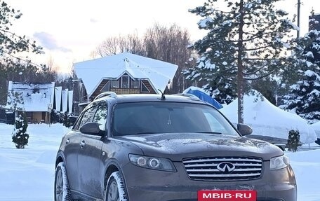 Infiniti FX I, 2005 год, 900 000 рублей, 5 фотография